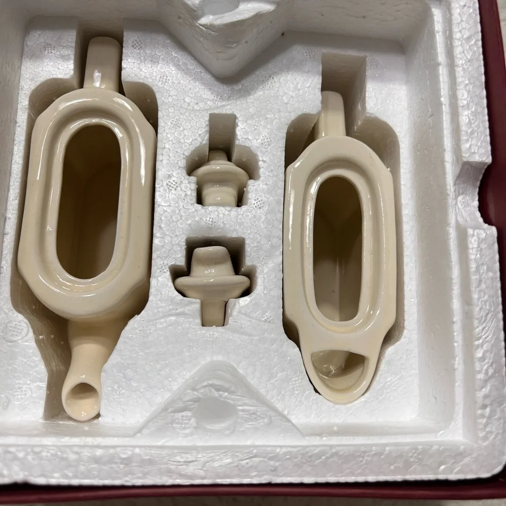 Restoration Hardware tea pot Le The Pour Deux set